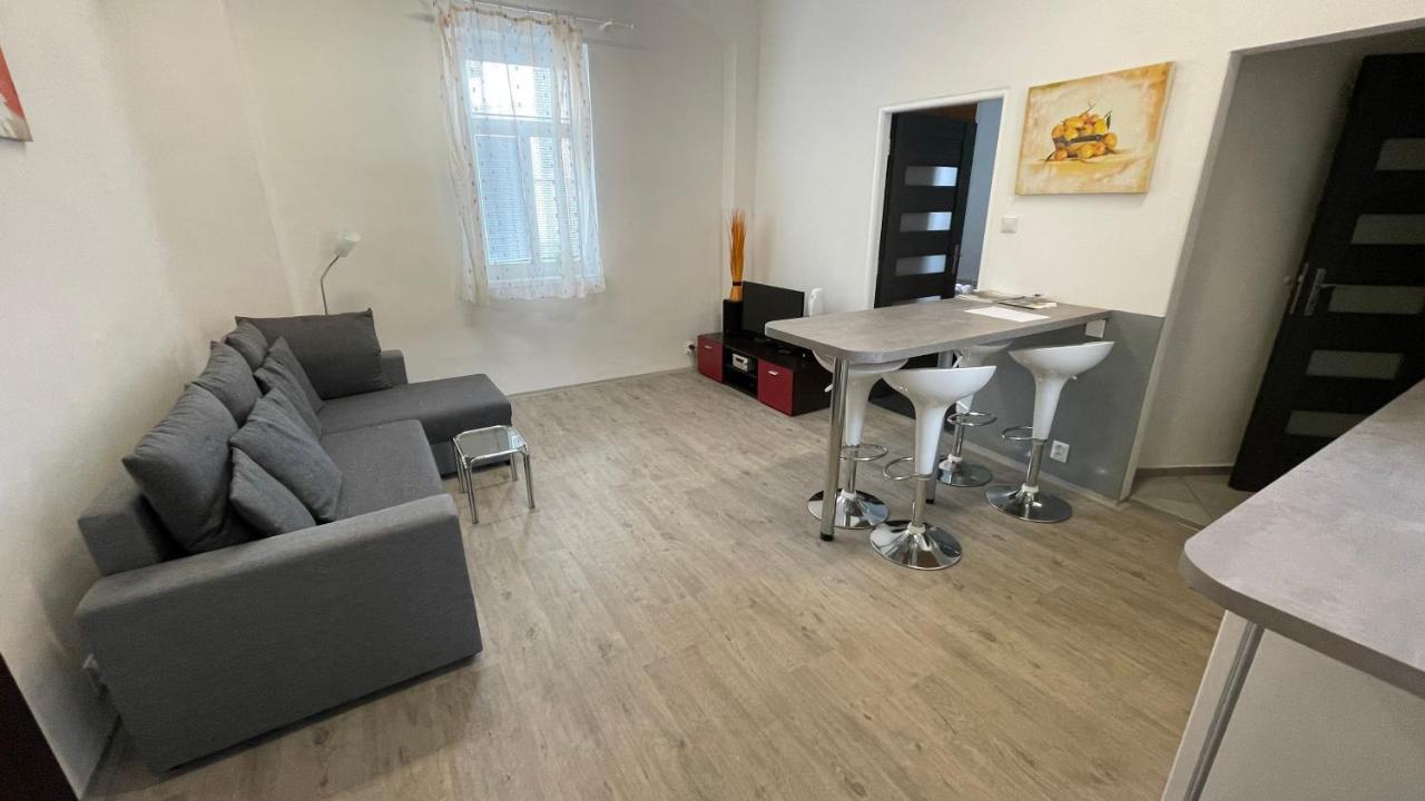 Apartamento U Bývalé pošty Decin Exterior foto